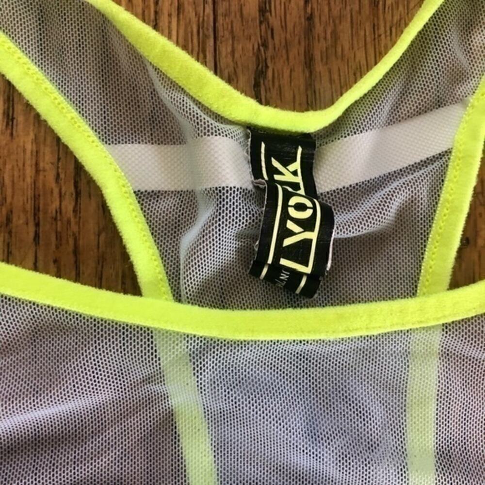 Women's Reebok Workout Tank Size Small - Picture 6 of 6